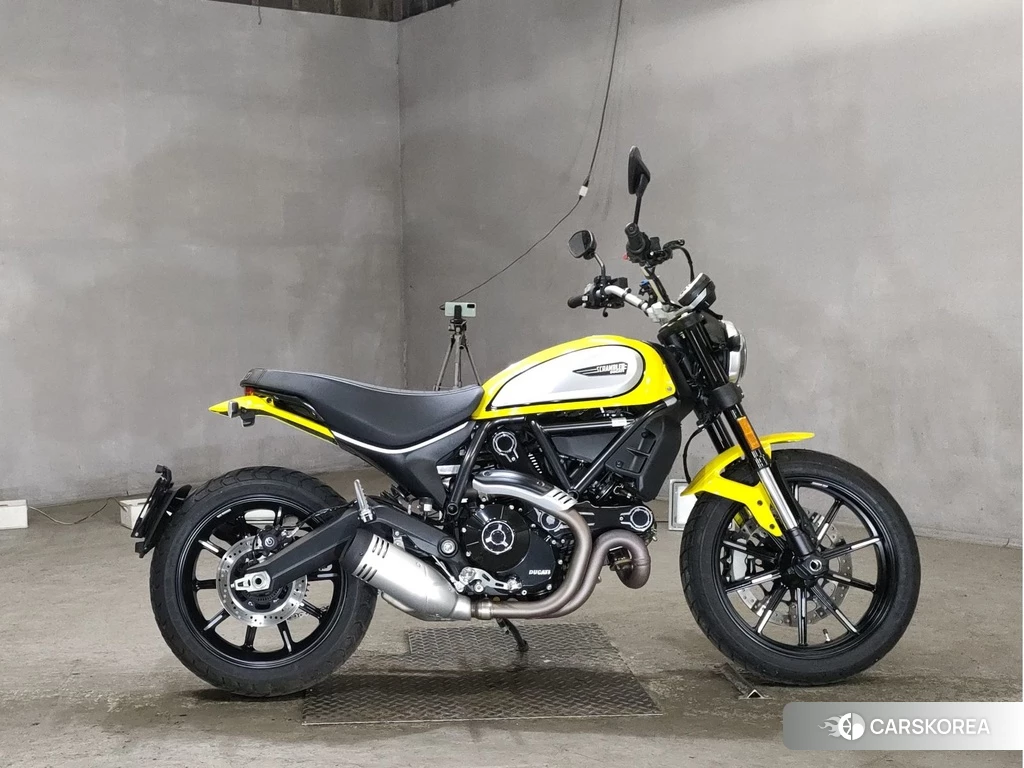 Проданный Ducati SCRAMBLER ICON 2021 из Японии