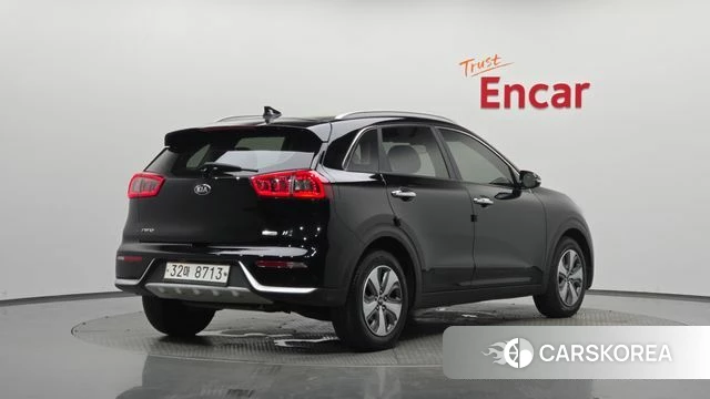 Kia Niro 2018 Черный из Кореи