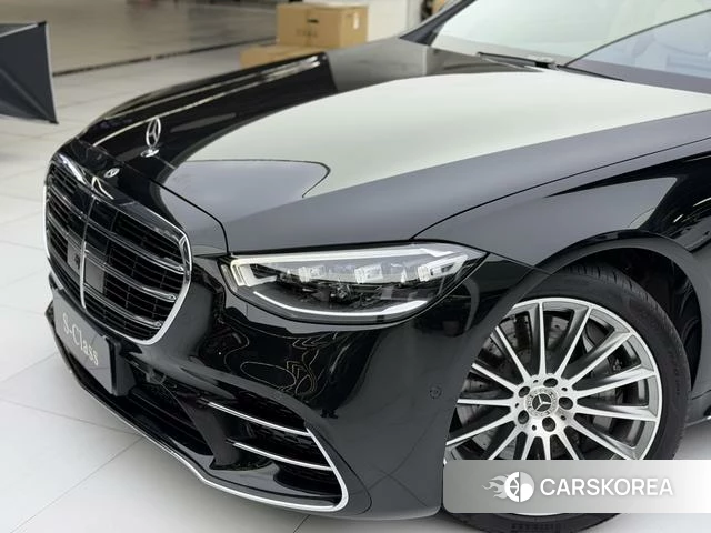 Mercedes-Benz S-class 2022 Черный из Китая