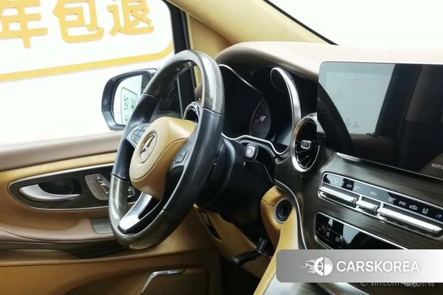Mercedes-Benz V-class 2022 Черный из Китая