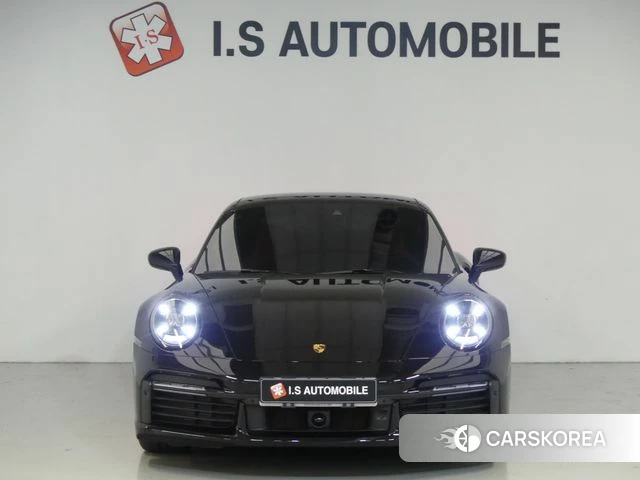 Porsche 911(992) 2021 Черный из Кореи