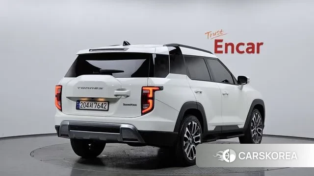 Ssangyong Torres 2023 Белый из Кореи