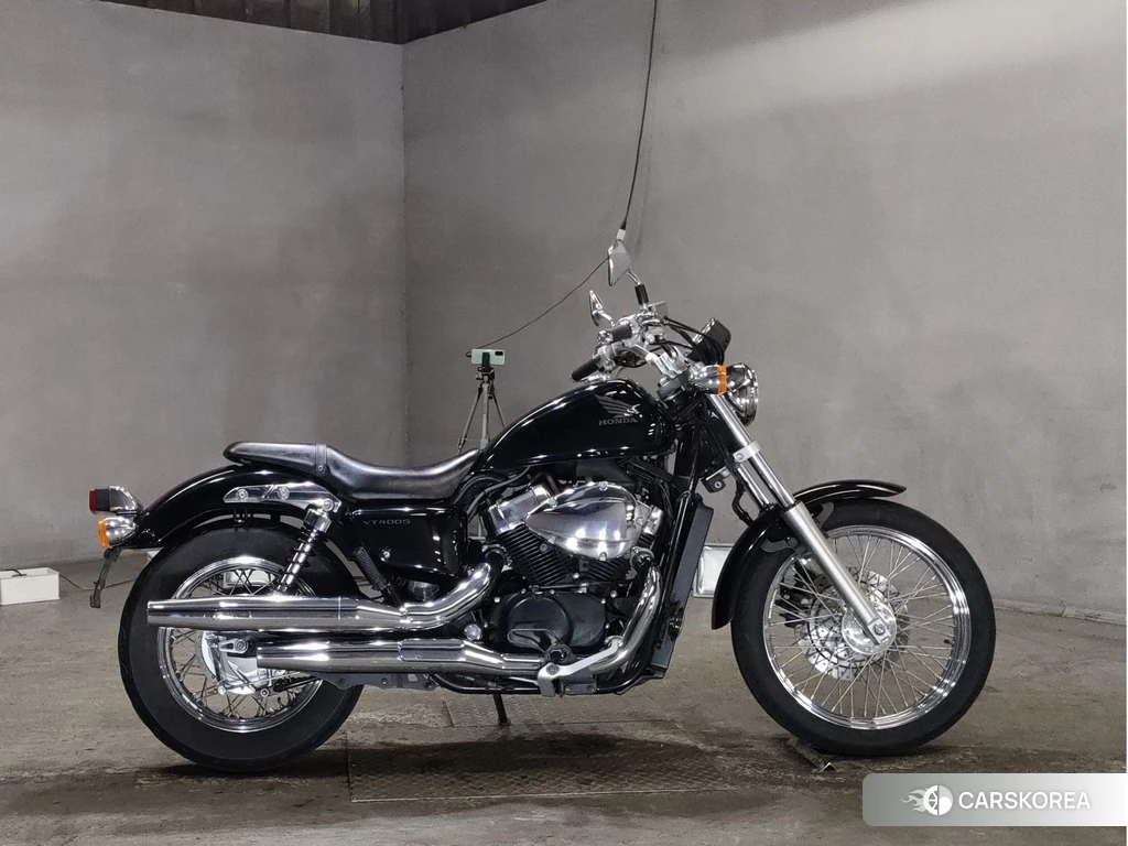 Проданный Honda VT400S 2013 из Японии