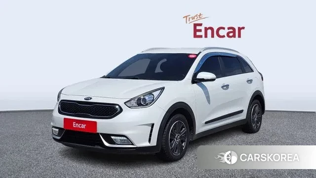 Kia Niro 2018 Белый из Кореи