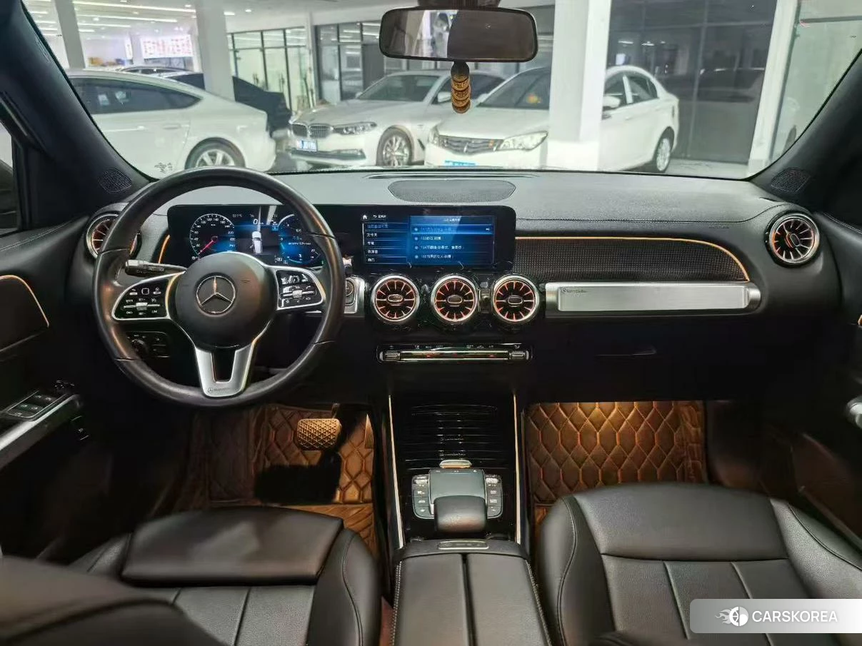 Mercedes-Benz GLB 2022 Серебристо-серый из Китая
