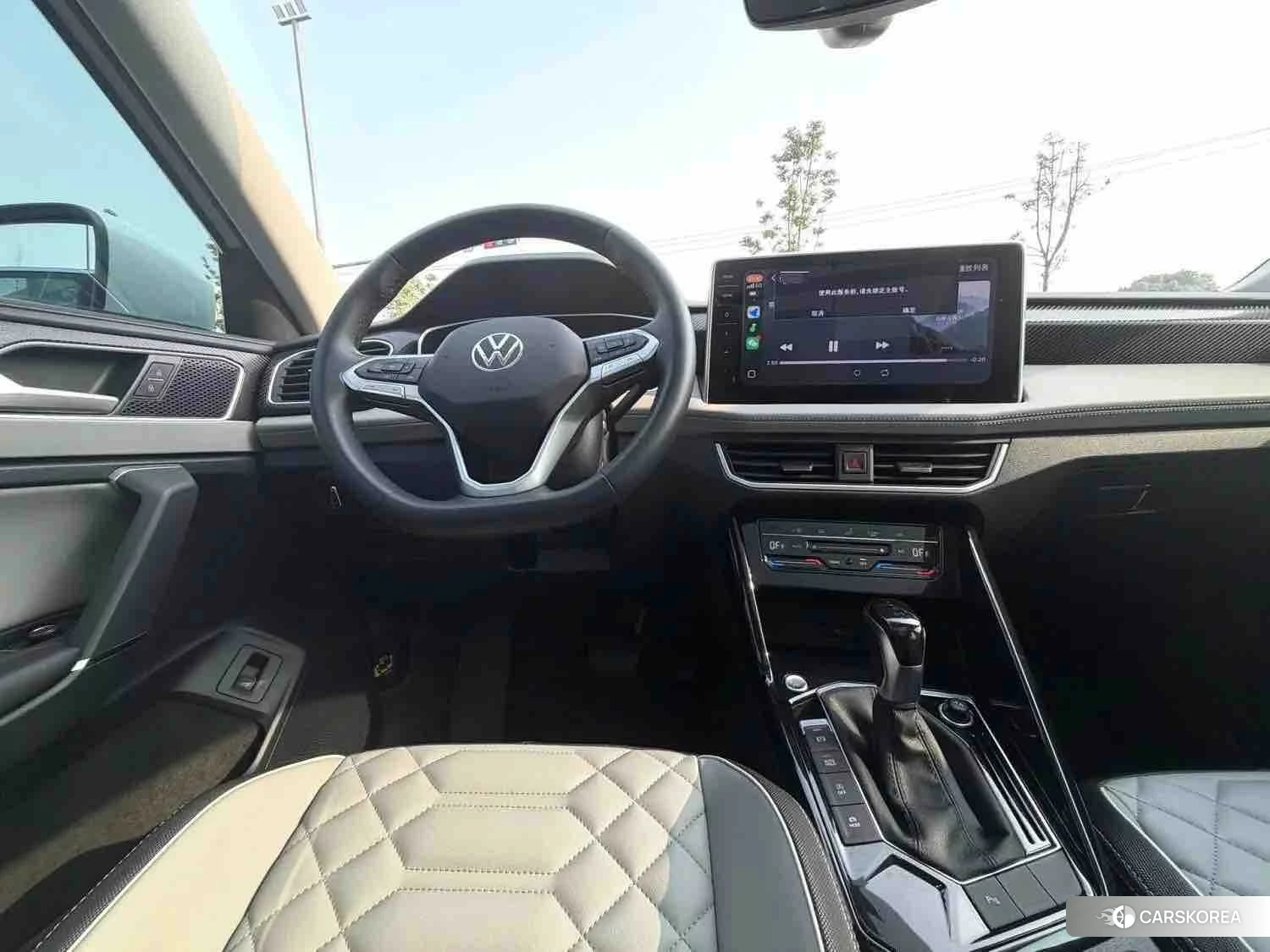 Volkswagen Tanyue 2023 Белый из Китая