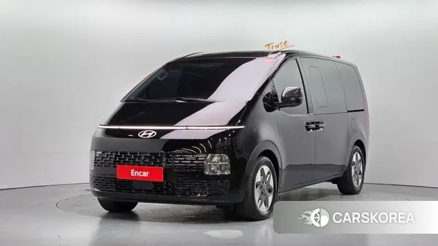 Hyundai Staria 2025 Черный из Кореи