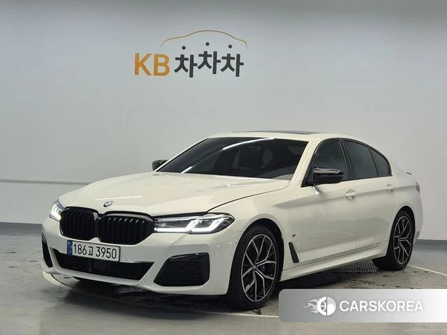 BMW 5 Series (G30) 2023 Белый из Кореи