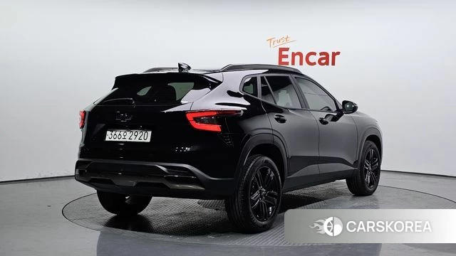 Chevrolet (GM Daewoo) Trax Crossover 2024 Черный из Кореи