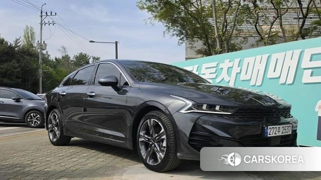 Kia K5 3rd generation 2023 Белый из Кореи