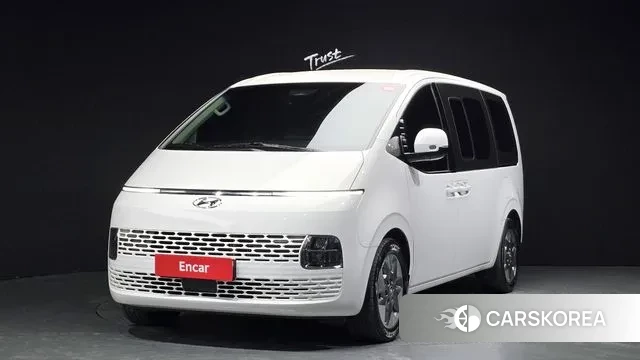 Hyundai Staria 2022 Белый из Кореи