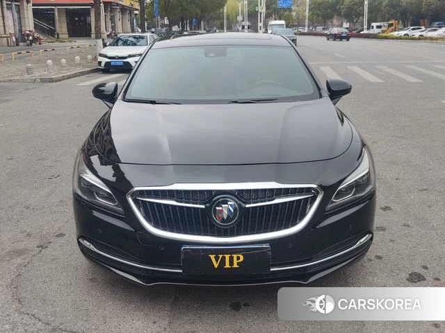 Buick Lacrosse 2019 Черный из Китая