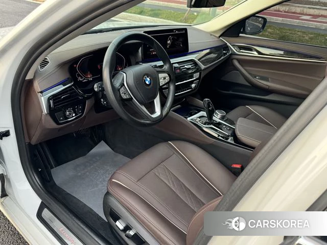 BMW 5 series 2021 Белый из Китая