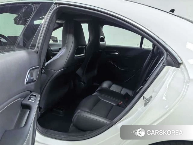 Mercedes-Benz CLA (import) 2018 Белый из Китая