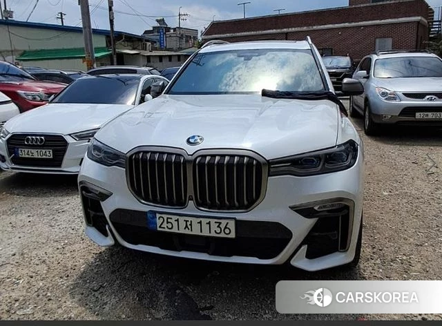 BMW X7 (G07) 2022 Белый из Кореи