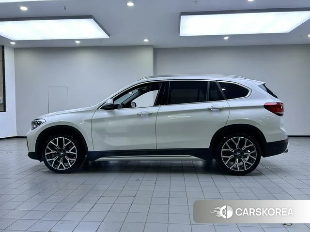 BMW X1 2023 Белый из Китая