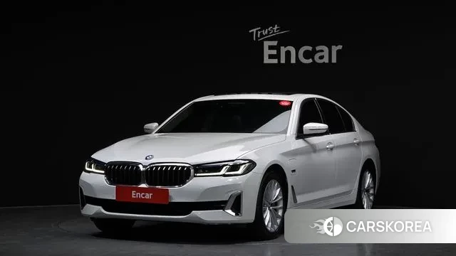 BMW 5 Series (G30) 2022 Белый из Кореи