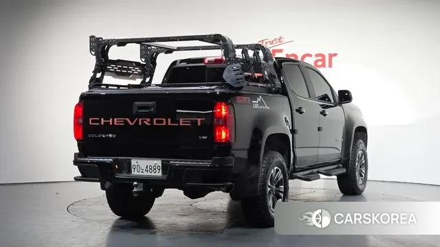 Chevrolet (GM Daewoo) Real New Colorado 2022 Черный из Кореи