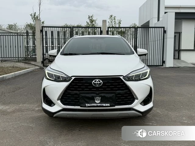 Toyota YARIS L Zhixuan 2022 Белый из Китая