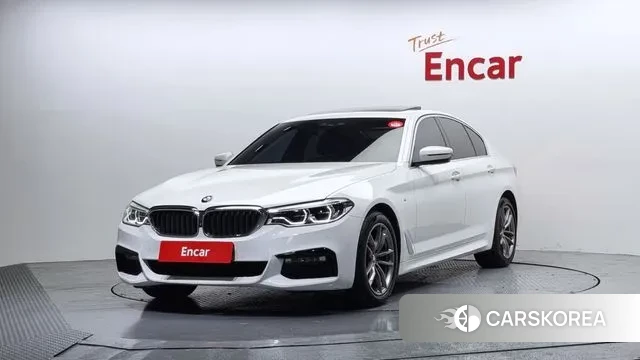 BMW 5 Series (G30) 2018 Белый из Кореи