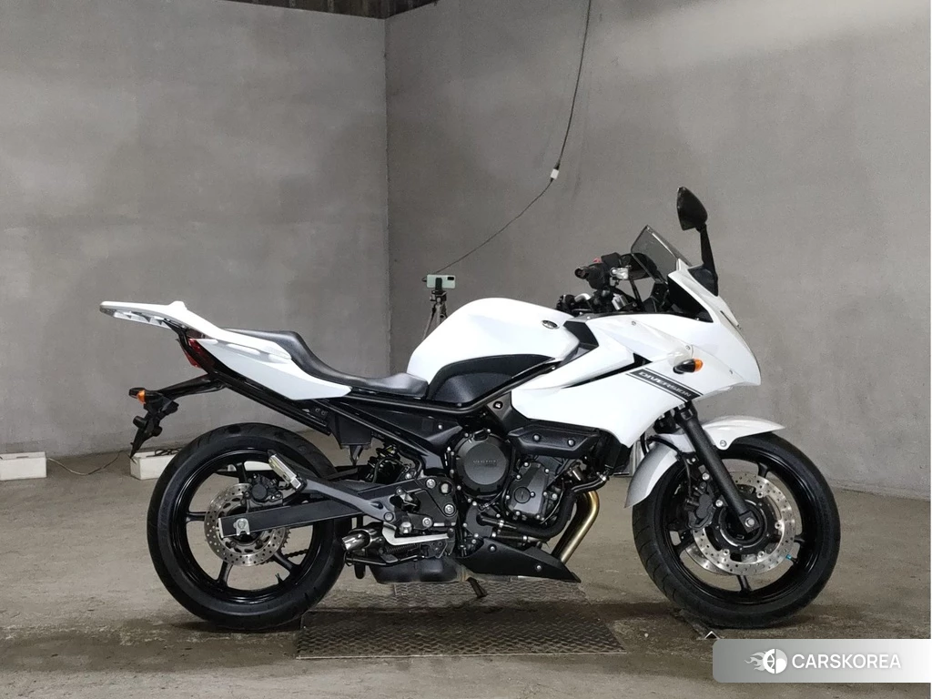 Проданный Yamaha XJ6 DIVERSION 2014 из Японии, фото 2