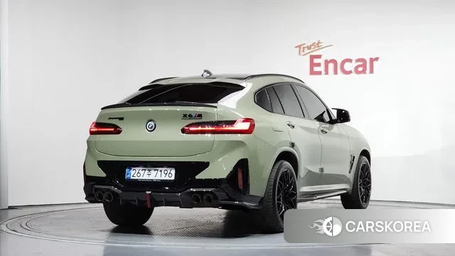 BMW X4 (G02) 2023 Светло-зеленый из Кореи