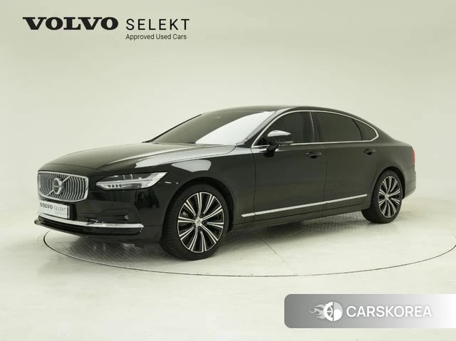 Volvo S90 2024 Черный из Кореи