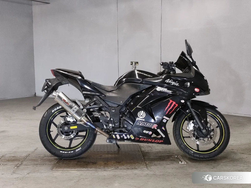 Проданный Kawasaki NINJA 250R id 4153356 из Японии