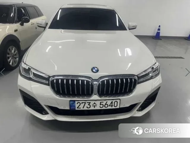 BMW 5 Series (G30) 2022 Белый из Кореи