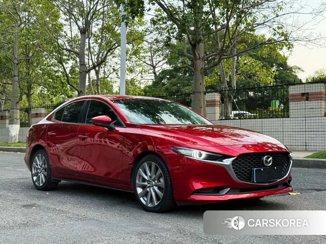 Mazda 3 Angkesaila 2021 Красный из Китая