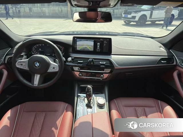 BMW 5 series 2022 Черный из Китая