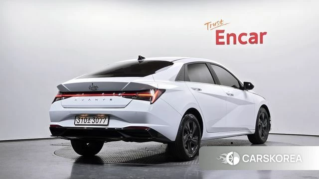 Hyundai Avante (CN7) 2022 Белый из Кореи