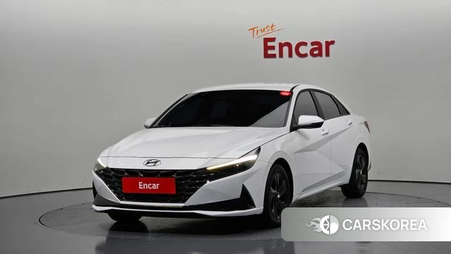 Hyundai Avante Hybrid (CN7) 2023 Белый из Кореи