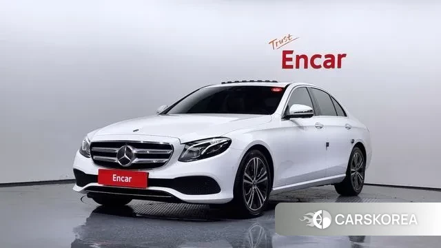 Mercedes-Benz E-Class W213 2020 Белый из Кореи