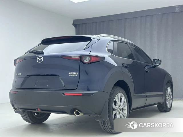 Mazda CX-30 2023 Синий из Китая