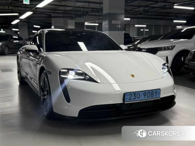 Porsche Taycan 2022 Белый из Кореи