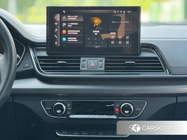 Audi Q5L 2023 Черный из Китая