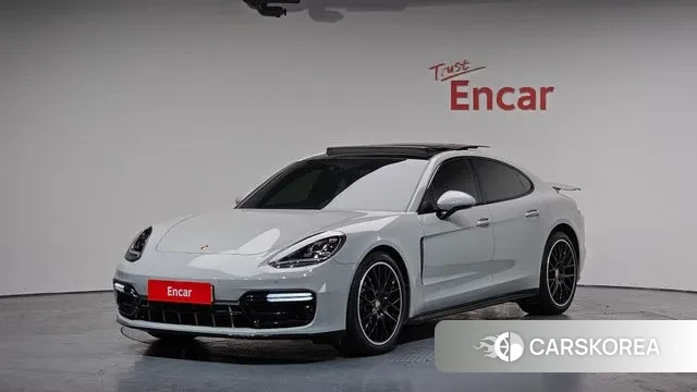 Porsche Panamera (971) 2018 Серебристо-серый из Кореи