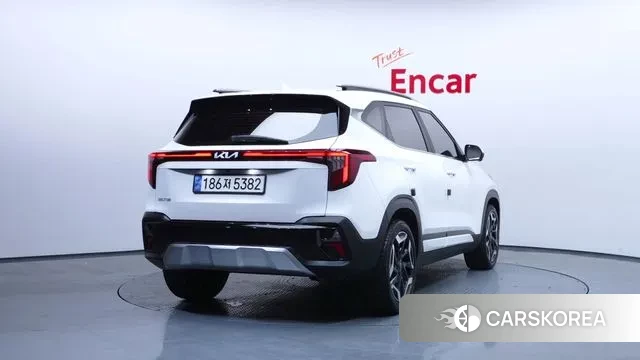 Kia The New Seltos 2022 Белый из Кореи