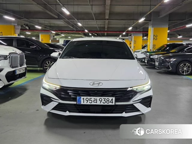 Hyundai The New Avante (CN7) 2023 Белый из Кореи
