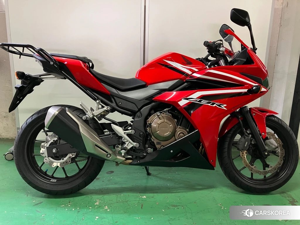 Проданный Honda CBR400R 2016 из Японии