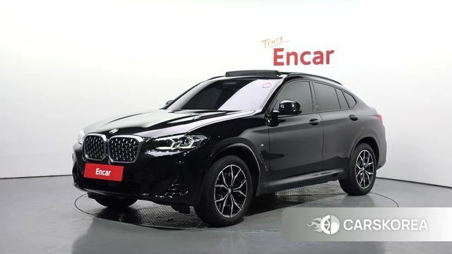 BMW X4 (G02) 2023 Черный из Кореи