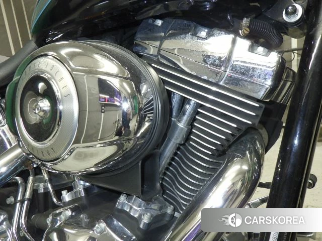 Engine photo