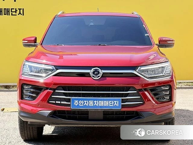 Ssangyong Beautiful Korando 2019 Красный из Кореи