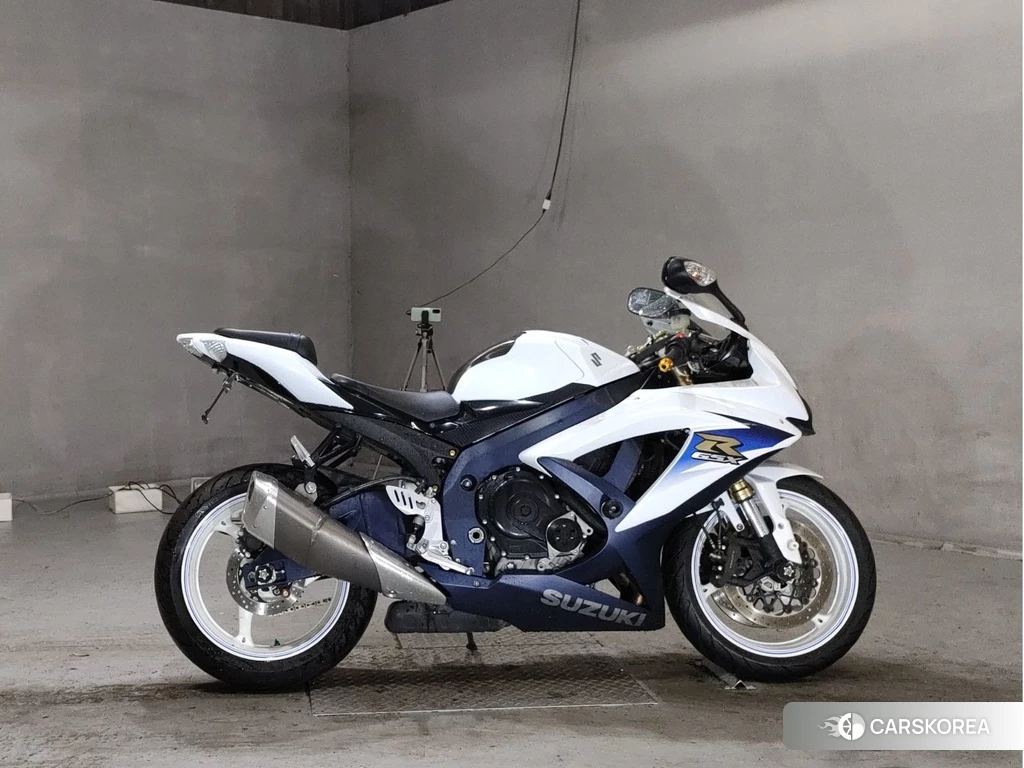 Проданный Suzuki GSX-R600 2013 из Японии