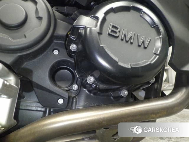 Engine photo