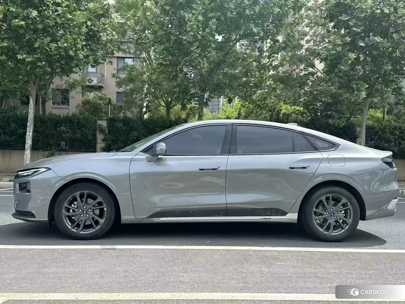 Ford Mondeo 2025 Silver/gray из Китая