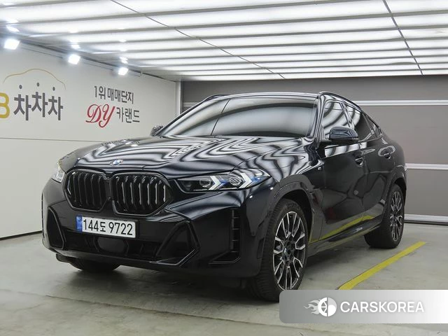 BMW X6 (G06) 2024 Черный из Кореи