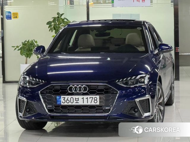 Audi A4 (B9) 2023 Синий из Кореи