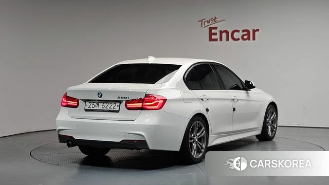 BMW 3 Series (F30) 2018 Белый из Кореи